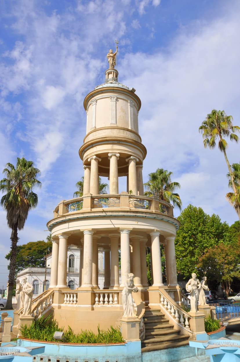 Château d'Eau (Castelo das Águas)