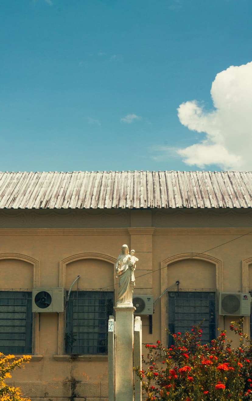 Monumento Santa Mãe de Deus