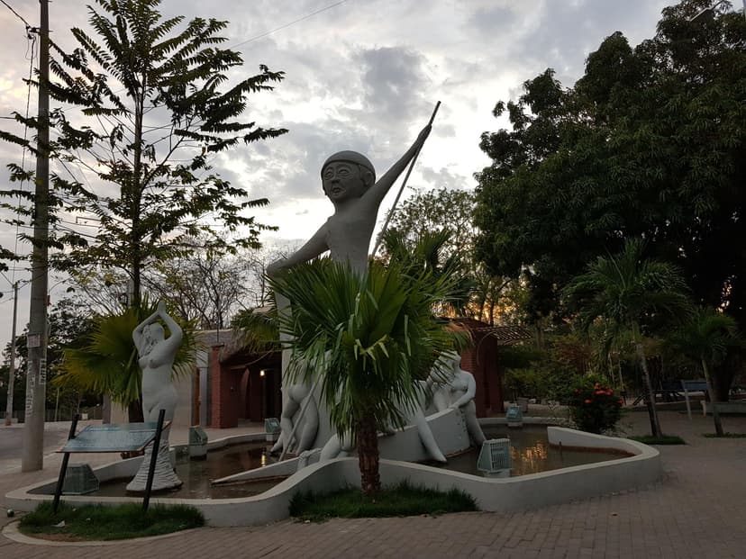 Monumento Cabeça de Cuia