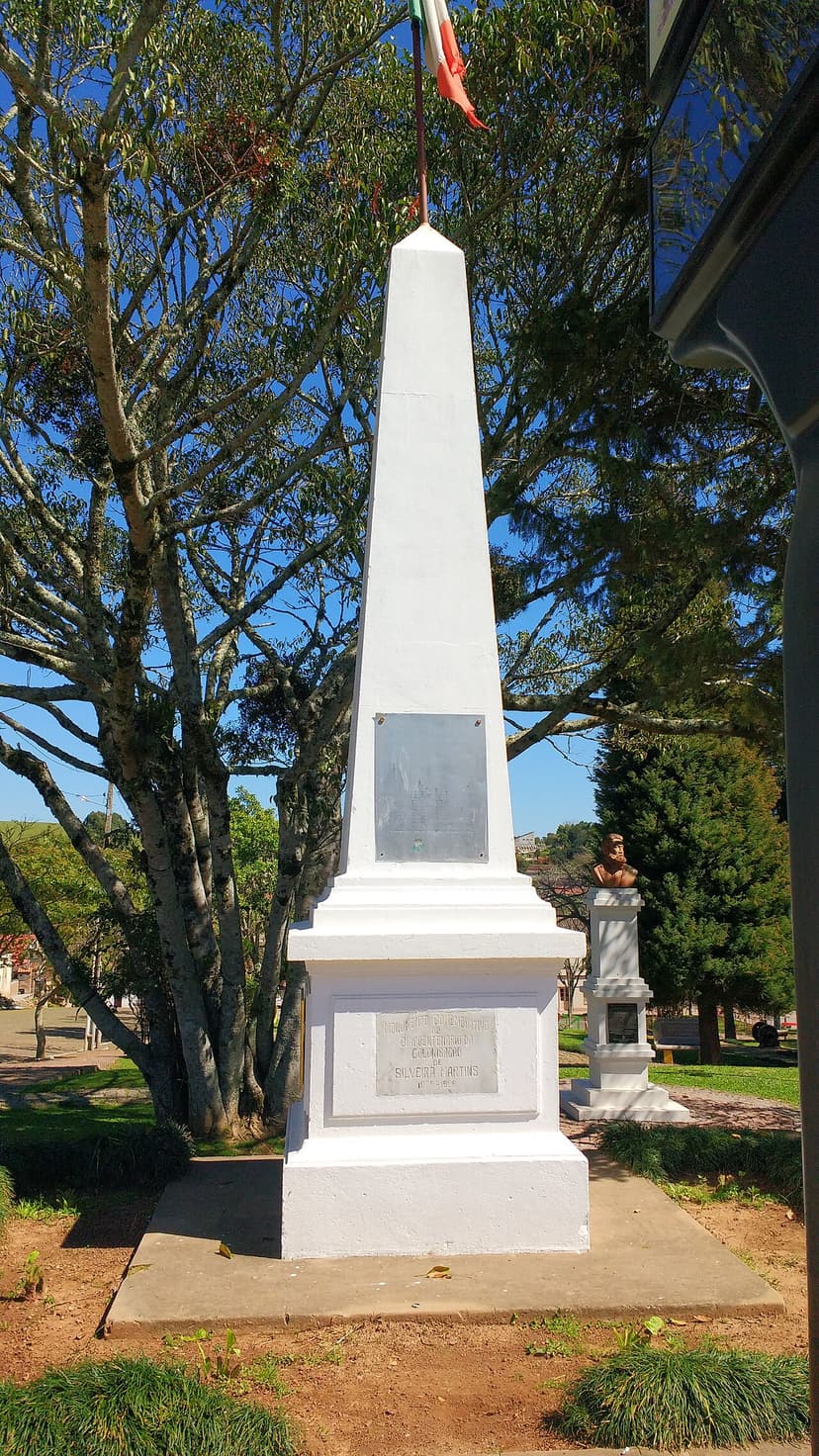 Praça Giuseppe Garibaldi e Centro Histórico