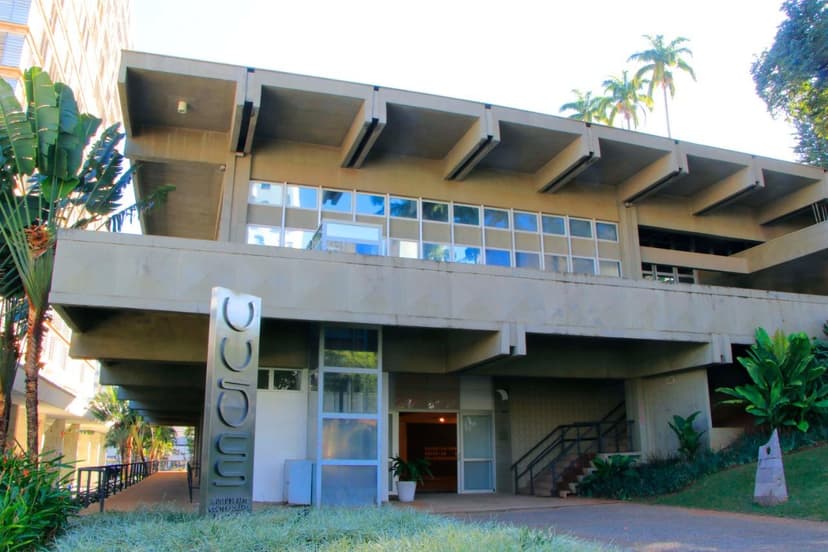 Museu de Arte Contemporânea (MAC)