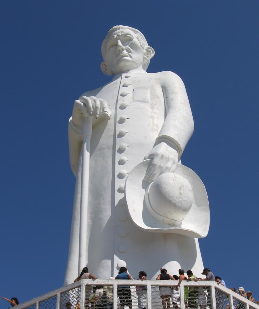 Estatua do Padre Cicero