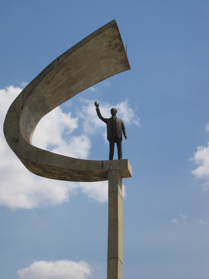 Memorial JK